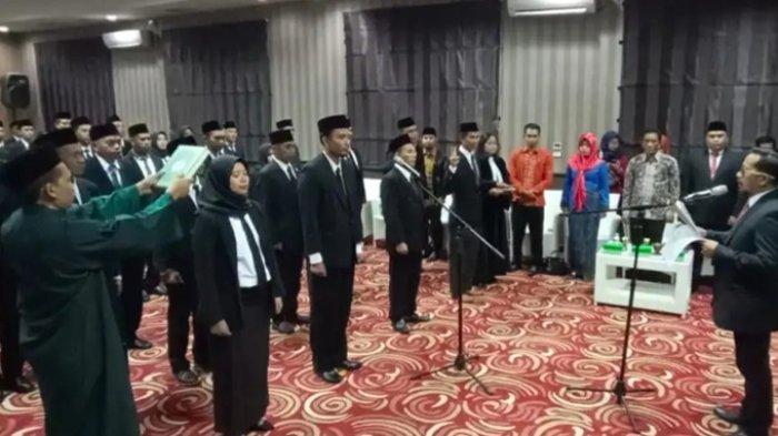 PANWASCAM PILKADA 2024 - Pelantikan Panwascam Kutim.