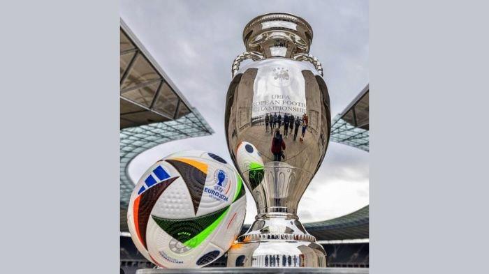 Trofi Euro 2024 - Inilah 3 kandidat kuat juara Euro 2024, salah satunya tuan rumah Jerman.