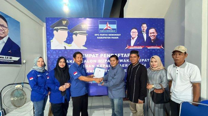PILKADA PASER 2024 - Syarifah Masitah Assegaf saat mengambil formulir pendaftaran sebagai Bakal Calon (Bacalon) Bupati Paser di sejumlah Partai Politik (Parpol), untuk maju pada Pemilihan Kepala Daerah (Pilkada) Kabupaten Paser 2024. TRIBUNKALTIM.CO/SYAIFULLAH IBRAHIM