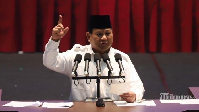  Presiden terpilih, Prabowo Subianto. Prabowo sebut penggantian nama program makan siang gratis jadi makan bergizi gratis.