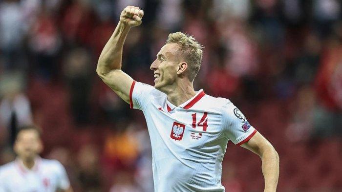 Adam Buksa, cetak gol pertama untuk Polandia atas Belanda di Euro 2024.