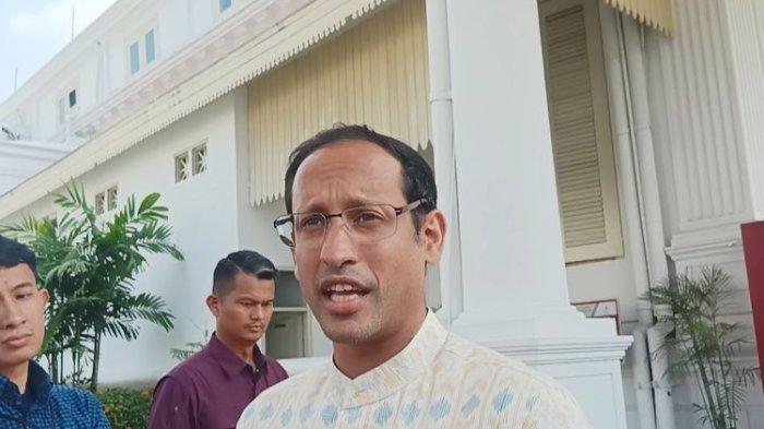 Menteri Pendidikan, Kebudayaan, Riset dan Teknologi (Mendikbud-Ristek) Nadiem Makarim memberikan keterangan pers di Kompleks Istana Kepresidenan, Jakarta, Senin (27/5/2024).