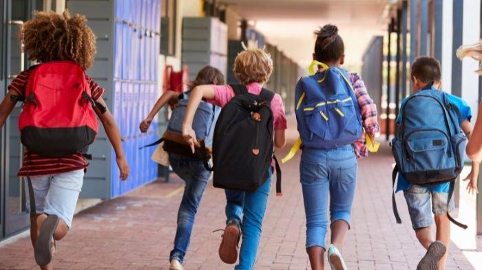 Contoh Teks Pembukaan MC Perpisahan Sekolah SD, SMP, SMA, dan Contoh