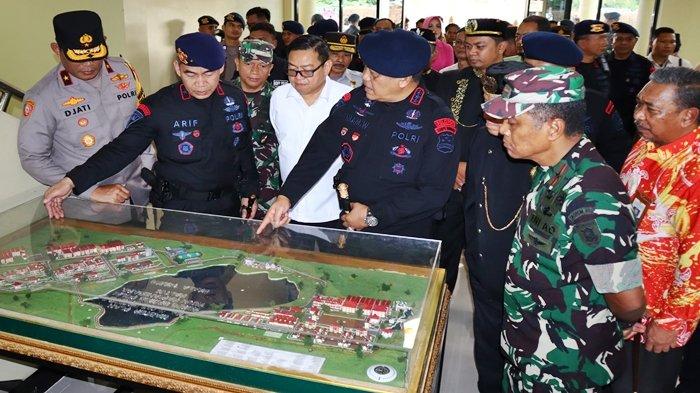 PERESMIAN MARKAS BRIMOB - Komjen Pol. Drs. Imam Widodo, M.Han meresmikan Markas Komando Pasukan Brimob II Korps Brimob Polri yang berlokasi di kawasan Jonggon, Kabupaten Kutai Kartanegara, Kalimantan Timur pada Kamis (13/6/2024).