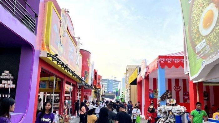 JADWAL PRJ 2024 - Suasana Pekan Raya Jakarta (PRJ) atau Jakarta Fair 2023 di JIExpo Kemayoran, Jakarta pada Rabu (14/6/2023). Jangan sampai ketinggalan! Terjawab sudah PRJ 2024 sampai kapan, cek info jadwal, harga tiket hingga jam buka.