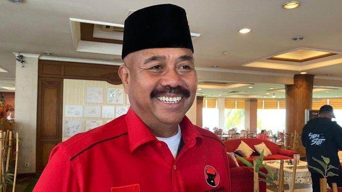 PILKADA KUKAR 2024 - Ketua DPC PDI Perjuangan Kutai Kartanegara (PDIP Kukar), Edi Damansyah memberi tanggapan mengenai banyaknya lawan politik pada pemilihan kepala daerah Kutai Kartanegara atau Pilkada Kukar 2024.