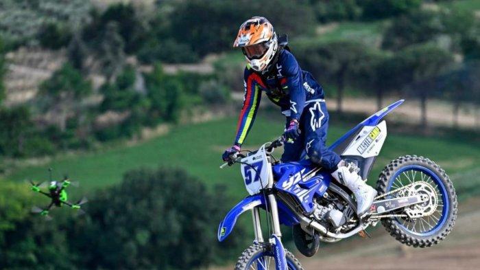 Pembalap asal Boyolali Jawa Tengah itu akan berlatih di VR46 Motor Ranch milik Valentino Rossi dan beberapa lokasi training VR46 Rider Academy lainnya.