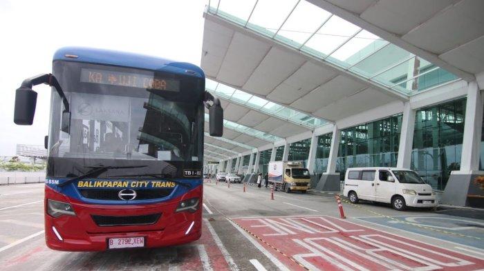BUS BALIKPAPAN CITY TRANS - Uji coba Bus Balikpapan City Trans pertengahan Juli 2024 kemarin. Pemerintah Kota akan kembali melakukan uji coba Bus Balikpapan City Trans mulai 1 Agustus 2024 nanti. Meski demikian penumpang yang akan naik Bus Balikpapan City Trans diwajibkan menggunakan e-money di mana nantinya saat naik akan langsung Tap dengan tarif Rp 0.