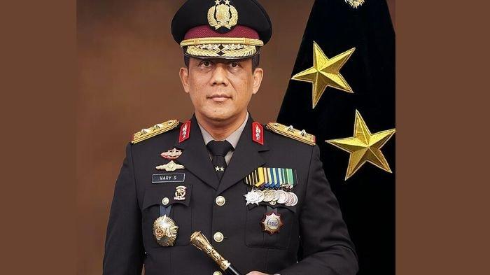 MUTASI POLRI 2024 - Irjen Hary Sudwijanto, jabat sebagai Kapolda Kaltara yang baru, berikut rekam jejaknya.