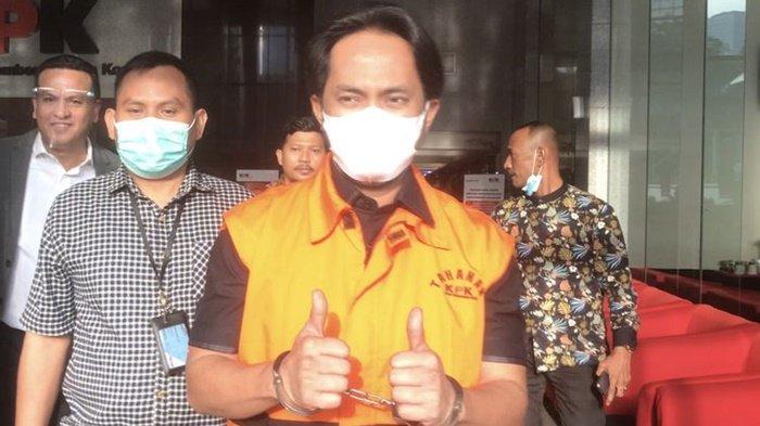KASUS ABDUL GAFUR MAS'UD- Mantan Bupati PPU, Abdul Gafur Mas'ud di Gedung Merah Putih KPK, Jakarta, Rabu (16/3/2022) lalu. Sidang lanjutan kasus kedua Abdul Gafur Mas'ud, eks Bupati Penajam Paser Utara (PPU) segera digelar. AGM kembalikan uang Rp 3 M di sidang sebelumnya.