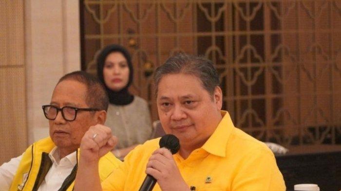 KETUM GOLKAR MUNDUR - Ketua Umum Partai Golkar, Airlangga Hartarto secara tiba-tiba mengumumkan pengunduran diri dari jabatannya, pada Sabtu (11/8/2024) malam. DPD Partai Golkar Kaltim belum mau bersuara terkait kabar mengejutkan dari DPP partai beringin ini. 