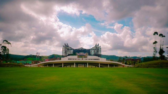 BANGUN IKN - Ilustrasi progres pembangunan IKN Nusantara. Menteri ATR/BPN, AHY, menekankan pentingnya kepastian hukum hak atas tanah untuk meningkatkan minat investasi asing di Ibu Kota Nusantara di Kalimantan Timur, Senin (12/8/2024). 