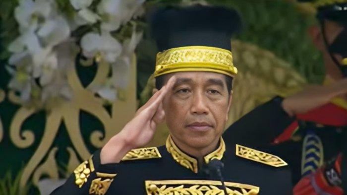 Presiden Joko Widodo saat menghadiri upacara peringatan HUT ke-79 RI di halaman Istana Negara Ibu Kota Negara (IKN) Nusantara, Sabtu (17/8/2024). Ini reaksi Jokowi soal Megawati dan SBY tidak hadiri upacara HUT ke-79 RI di IKN.