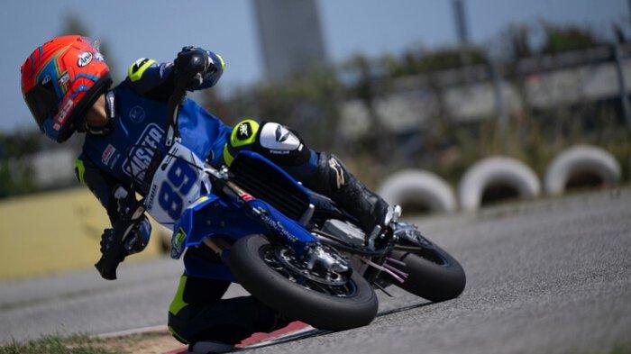 Wahyu Nugroho Jalani Latihan di Yamaha VR46 Master Camp, Konsisten Raih Podium di Berbagai Sesi Kompetisi