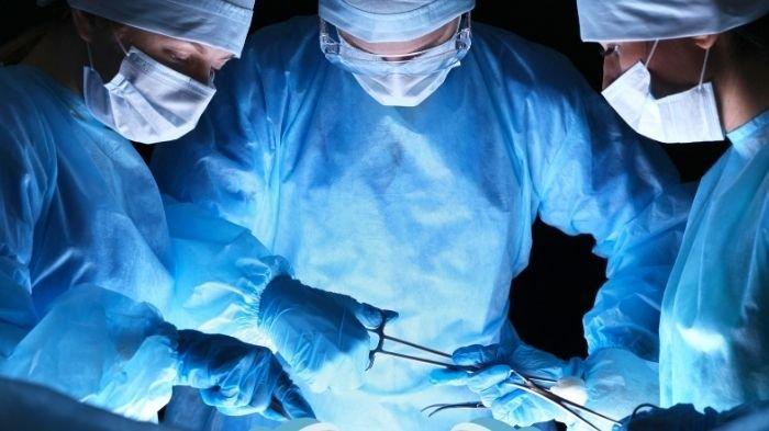 Ilustrasi operasi. Viral dokter gadungan operasi pasien, ini fakta-fakta lengkap kronologinya.
