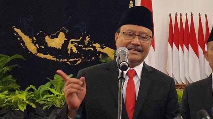 Menteri Sosial Saifullah Yusuf di Kompleks Istana Kepresidenan, Jakarta, Rabu (11/9/2024), usai pelantikan dirinya.