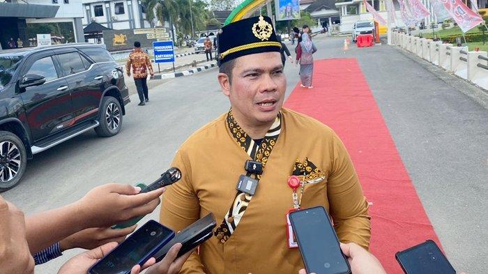 Kepala Dinas Energi dan Sumber Daya Mineral (ESDM) Provinsi Kalimantan Timur, Bambang Arwanto mengonfirmasi bahwa Komisi Pemberantasan Korupsi (KPK) mengunjungi kantor ESDM Kaltim, pada Rabu (25/9/2024).