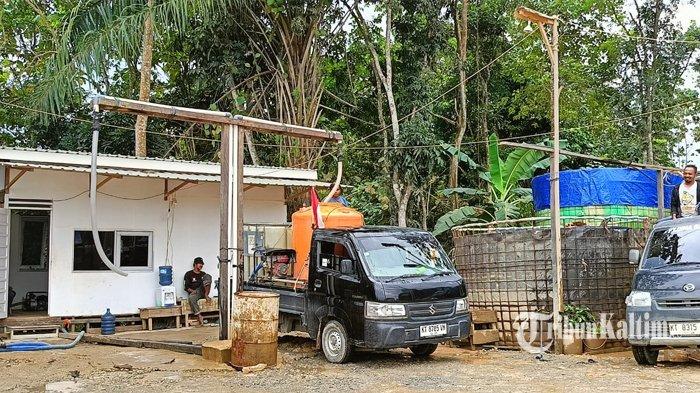 USAHA AIR BERSIH - Salah satu usaha jual beli air bersih milik warga di Kecamatan Sepaku, Kabupaten Penajam Paser Utara (PPU), Sabtu (12/10/2024). Jenis usaha ini paling menggiurkan sejak hadirnya Ibu Kota Nusantara (IKN) di kawasan tersebut.