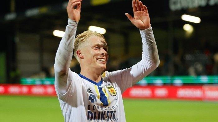 Pemain keturunan asal Bogor Thomas Poll saat memperkuat tim Eerste Divisie SC Cambuur Leeuwarden.