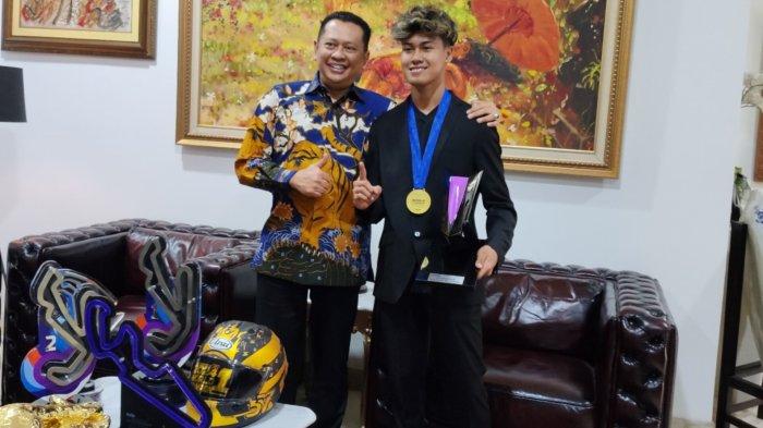 Ketua Umum IMI Bambang Soesatyo dan Aldi Satya Mahendra