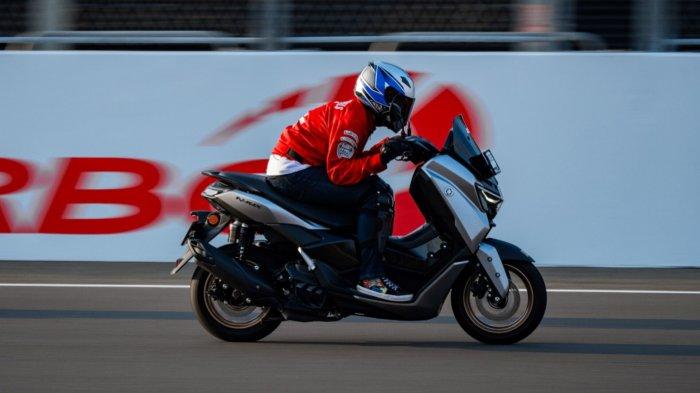 Yamaha mengajak awak media untuk mendapatkan riding experience NMAX “TURBO” di lintasan sirkuit Mandalika.