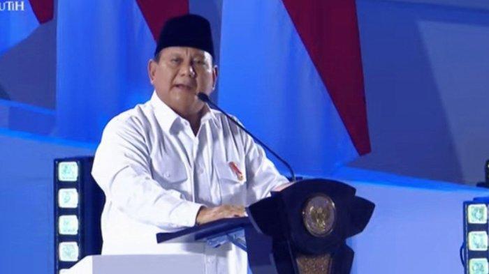 Presiden Prabowo Subianto saat memberikan pidato pada puncak peringatan Hari Guru Nasional 2024 di Jakarta Timur, Kamis (28/11/2024).