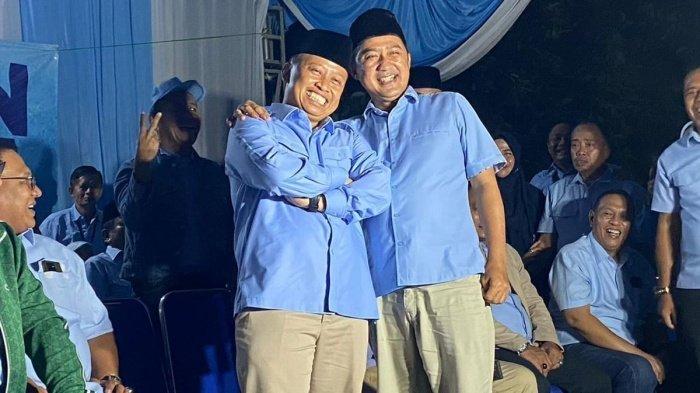 PILKADA DEPOK 2024 - Paslon walikota dan wakil walikota Depok nomor urut 2 Supian Suri-Chandra Rahmansyah di Cilodong, Kota Depok, Rabu (27/11/2024) malam. Hasil real count KPU pemenang Pilkada Depok 2024, Supian Suri-Chandra Rahmansyah akhiri dominasi PKS di Depok