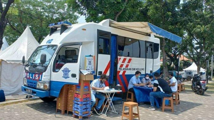 Lihat Foto Ilustrasi layanan SIM Keliling