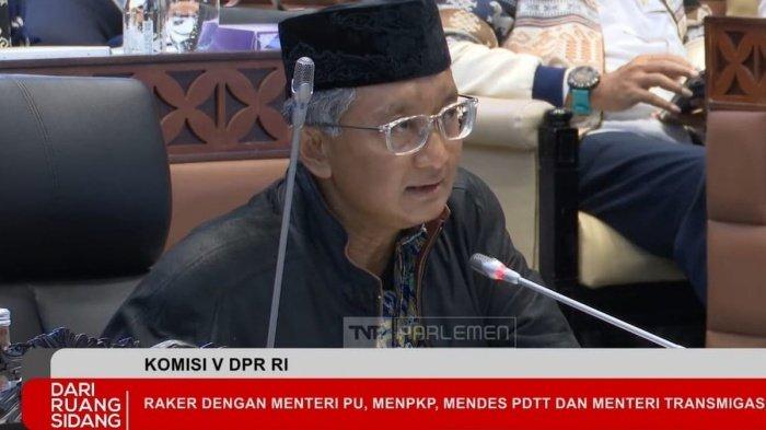 ANGGARAN IKN - Menteri PU Dody Hanggodo dalam Rapat Kerja (Raker) dengan Komisi V DPR RI di Kompleks Parlemen, Jakarta, Selasa (3/12/2024). Minta tambahan anggaran Rp 14,87 Triliun untuk IKN Kaltim, Menteri PU Dody Hanggodo beberkan rencana peruntukannya.