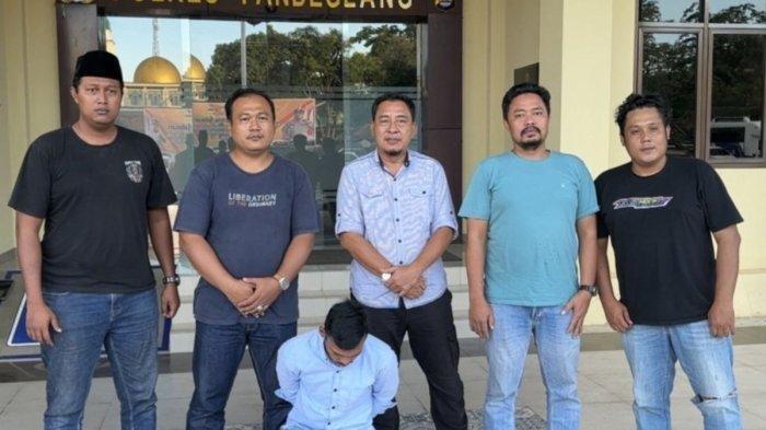 Polres Pandeglang menangkap penyewa mobil rental terkait kasus penembakan yang menewaskan bos rental di Tol Tangerang Merak Km 45, Jumat (3/1/2025).