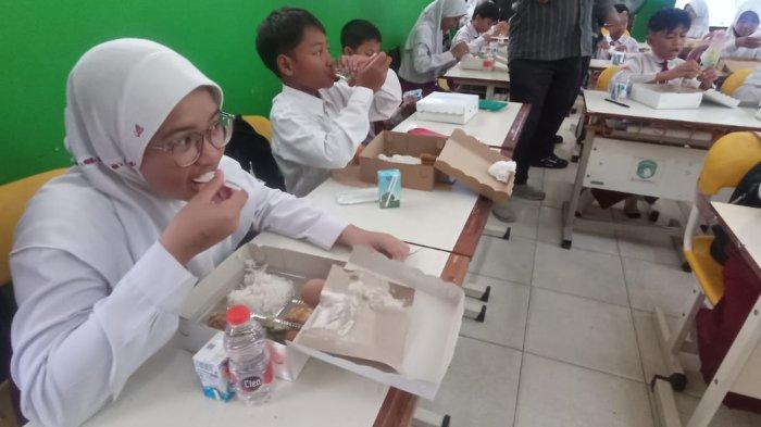 ILUSTRASI- Pelaksanaan Program Makan Bergizi Gratis (MBG) di Kabupaten Kutai Kartanegara (Kukar), Kalimantan Timur.TRIBUNKALTIM.CO/MITHA AULIA ANGGRAINI
