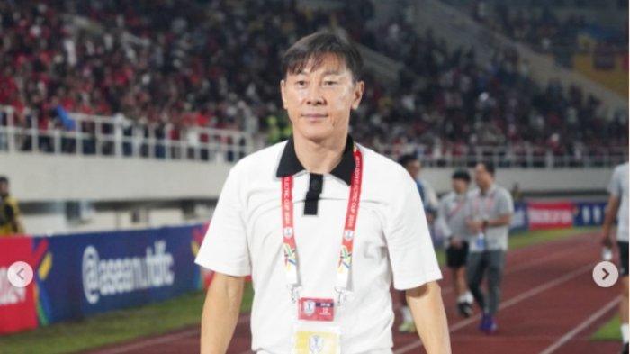 Ketua Umum PSSI, Erick Thohir mengumumkan untuk melepas Shin Tae-yong menjadi bagian dari Timnas Indonesia pada Senin, (6/1/2025) dalam sebuah konferensi pers.