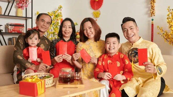 UCAPAN IMLEK 2025 - Berikut ini adalah kumpulan ucapan Imlek yang dapat Anda gunakan untuk diberikan kepada pasangan, anak, keluarga besar hingga sahabat atau kolega!