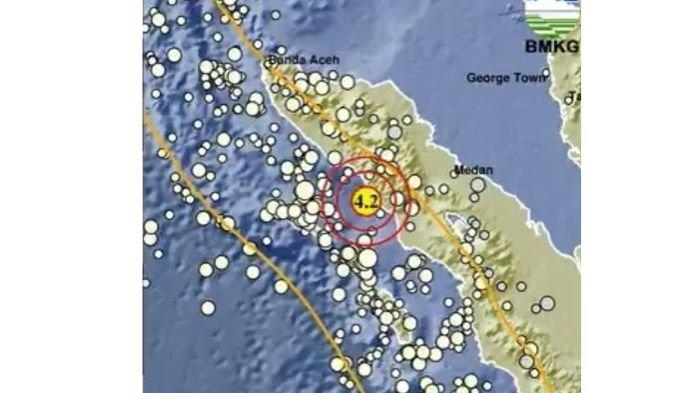 GEMPA ACEH 2025 - Tangkapan layar informasi dari BMKG mengenai gempa di Kabupaten Aceh Selatan yang diunggah oleh akun X @infoBMKG pada Senin (3/2/2025). Gempa Magnitudo 4.2 mengguncang Kabupaten Aceh Selatan, pada Senin (3/2/2025). (X.com/@InfoBMKG)