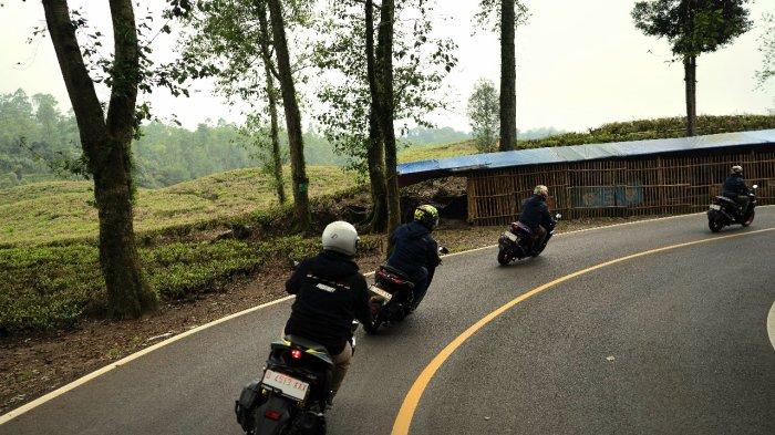Pembaruan pada kaki-kaki yang membuat Yamaha AEROX ALPHA menjadi lebih stabil