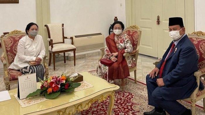 PRABOWO BERTEMU MEGAWATI - Pertemuan antara Prabowo Subianto dan Ketua Umum PDIP Megawati Soekarnoputri serta Ketua DPR RI sekaligus Ketua DPP PDIP Puan Maharani di Istana Kepresidenan, Kamis (18/11/2021). Prabowo dan Megawati dikabarkan kembali bertemu di kediaman Megawati di Jalan Teuku Umar, Jakarta Pusat, pada Senin (8/4/2025) malam. (ISTIMEWA via Tribunnews)