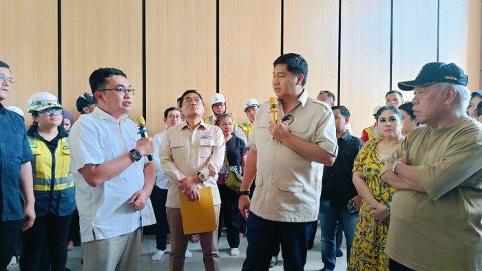 BANGUN RUSUN IKN - Menteri Perumahan dan Kawasan Permukiman Republik Indonesia, Maruar Sirait didampingi kepala Otorita Ibukota Nusantara, Basuki Hadimuljono meninjau rumah susun (Rusun) ASN di Ibukota Nusantara. Sabtu (17/5/2025). Maruar Sirait juga memastikan bahwa pembangunan Rusun di IKN tidak hanya fokus untuk ASN dan TNI Polri saja tetapi juga untuk masyarakat umum. 