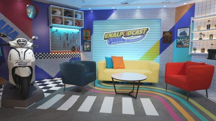 Yamaha Knalpodcast menjadi salah satu hal baru dan unik yang berusaha kami hadirkan kepada segenap pelanggan setia Yamaha.