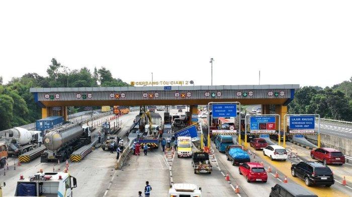 KECELAKAAN TOL CIAWI - Kecelakaan terjadi di Gerbang Tol (GT) Ciawi 2, KM 41+400 Tol Jagorawi arah Jakarta pada 2 Juni 2025 pukul 13.20 WIB.(Dok. PT Jasamarga Metropolitan Tollroad Regional Division via Kompas.com)