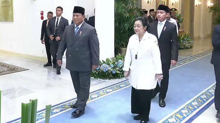 HARI LAHIR PANCASILA - Presiden Prabowo Subaianto bersama Presiden Ke-5 RI, Megawari Soekarnoputri dan Wakil Presiden Gibran Rakabumingraka di Gedung Pancasila, Senin (2/6/2025).(Hasil Tangkapan Layar Kanal YouTube Sekretariat Presiden)