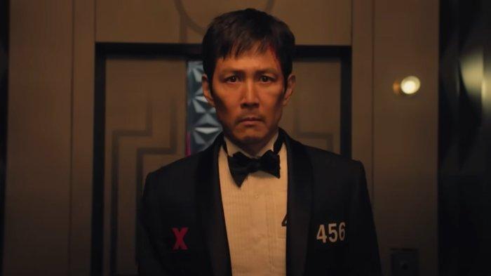 SQUID GAME 3 - Tangkapan layar Final Trailer melalui kanal YouTube Netflix, Senin (16/6/2025). Pada video berdurasi 2 menit tersebut, penonton diajak bernostalgia dengan kilas balik kehidupan Seong Gi Hun yang diperankan dengan apik oleh Lee Jung Jae. (YouTube/Netflix)