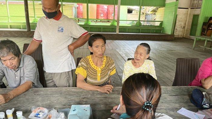 Puskesmas Keliling Ujoh Bilang Mahulu Tetap Jalan Meski Hanya Punya Dua Tenaga Dokter