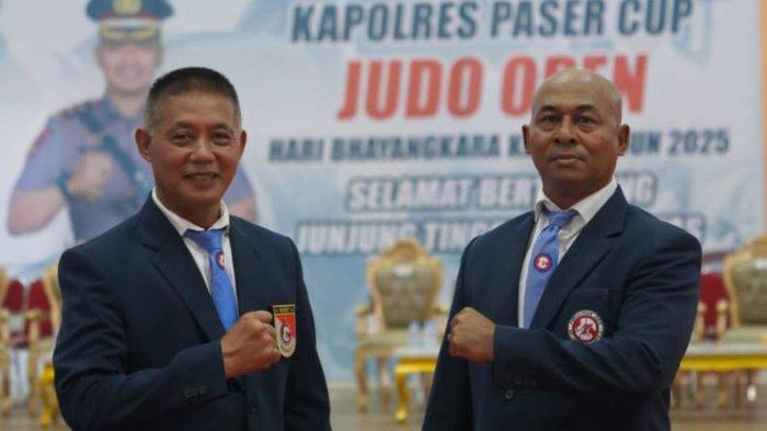 Iptu Lalu Kardiman dari Brimob Kaltim Wasit Berintegritas di Ajang Kapolres Paser Cup 2025 Judo Open