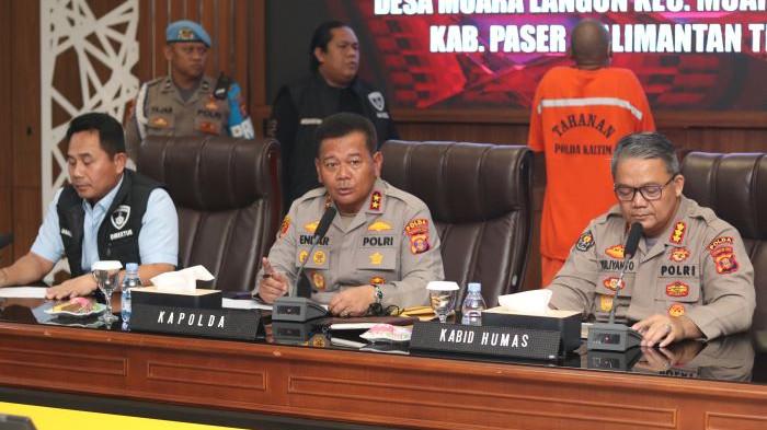 DIJERAT PASAL BERLAPIS - Polda Kalimantan Timur berhasil mengungkap kasus pembunuhan berencana yang terjadi di Desa Muara Langon, Kecamatan Muara Komam, Kabupaten Paser. Satu tersangka berinisial MT telah resmi ditetapkan dan dijerat pasal berlapis atas aksinya. (TRIBUNKALTIM.CO/DWI ARDIANTO)