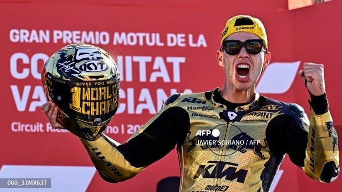 Augusto Fernandez, juara dunia Moto2 2022.