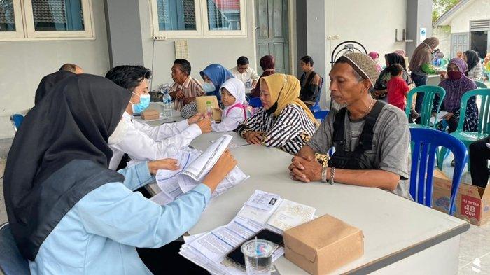 Pelaku UMKM Menerima Bantuan Dana BLT