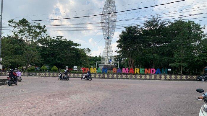 Penggunaan paving block di area Taman Samarendah di Kota Samarinda, Kalimantan Timur, Selasa (8/8/2023). 
