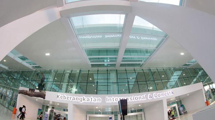 Bandara Internasional Sepinggan Balikpapan.