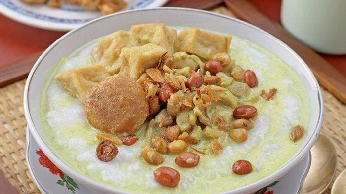 Bubur Suro juga kerap dikenal dengan nama bubur Suran dan biasa disajikan pada malam menjelang datangnya tanggal 1 Suro.