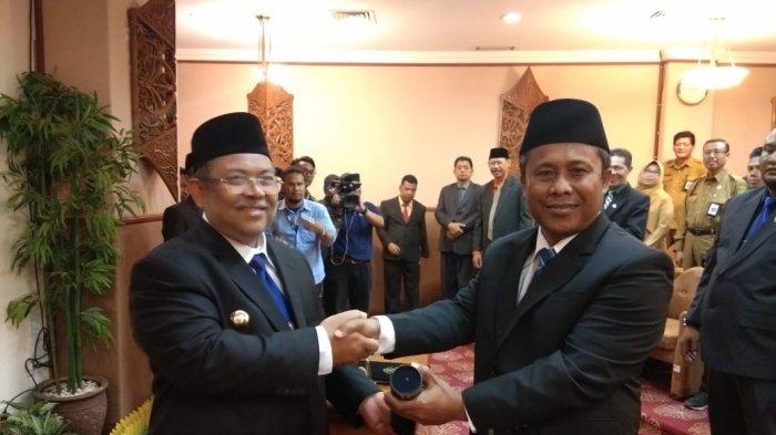 Lantik Direktur PDAM Tirta Tuah Benua, Ismunandar Minta Layanan Air ...
